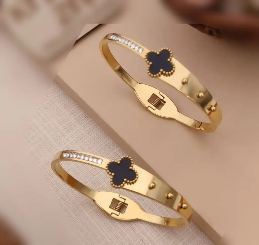 Clover kada