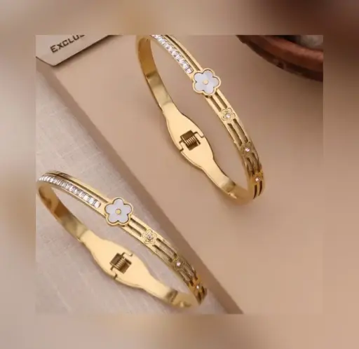 Flower stone kada
