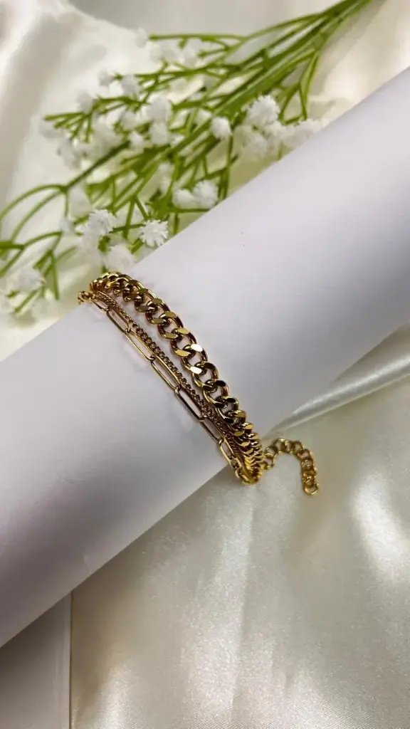 Trendy chain bracelet