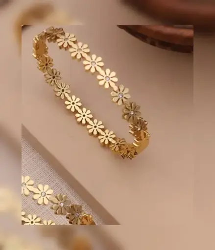 Flowers stone kada