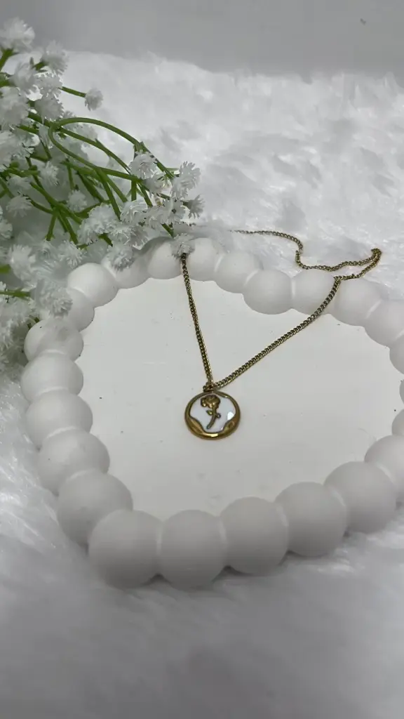 Rose flower Necklace